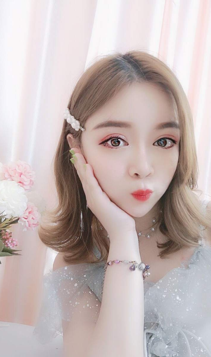 美女直播间