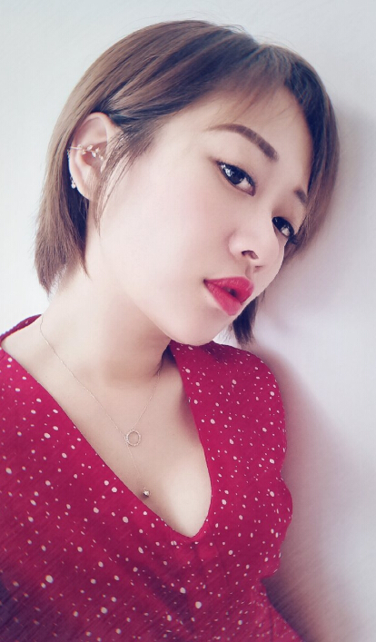 美女主播视频直播——小曦瓜