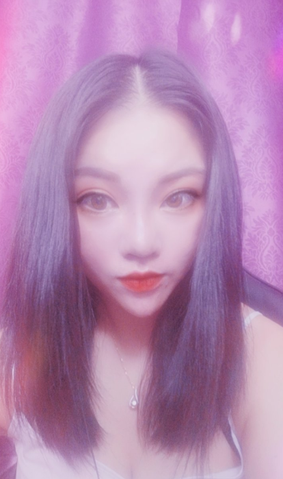 美女主播视频直播——泡沫
