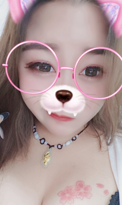 美女直播性感新主播