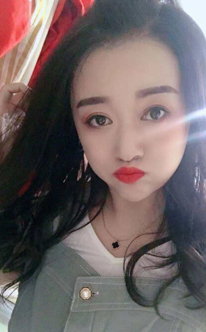 美女直播间主播被你融化
