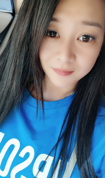 美女主播玩游戏遭遇不公平