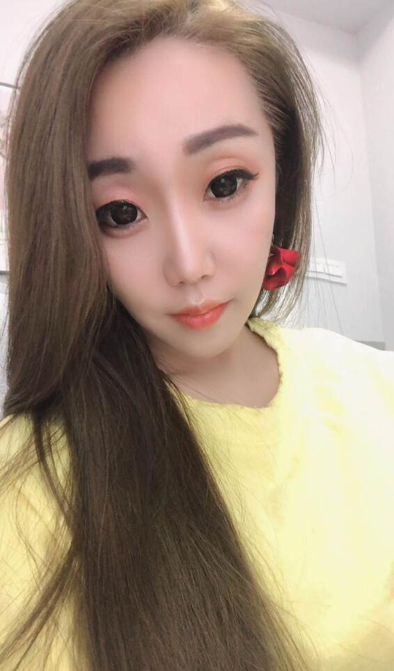 在线美女