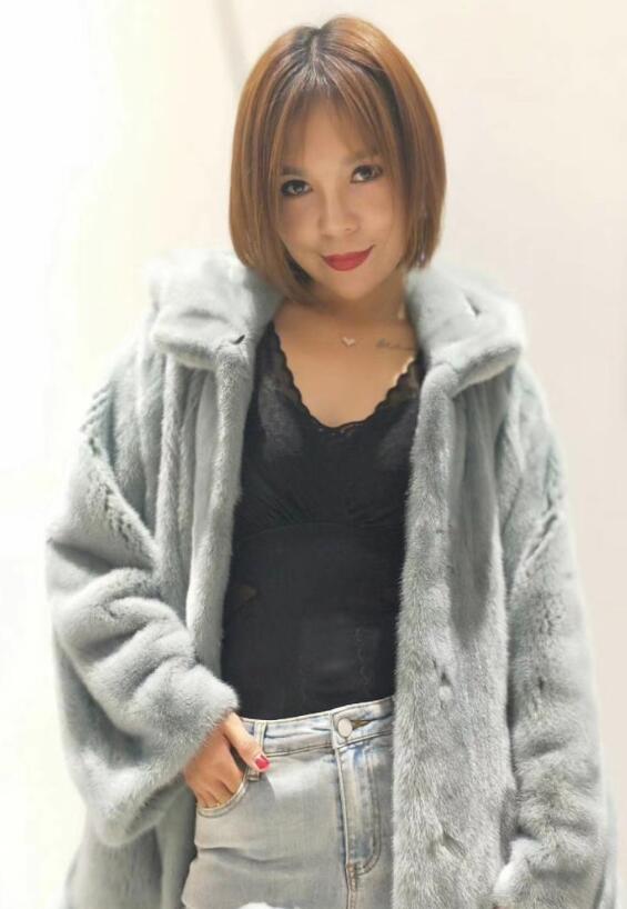 美女女主播 直播众筹整容
