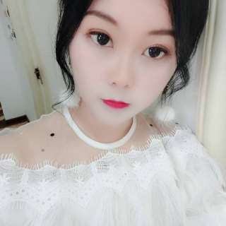 视频直播主播挑战欢唱一小时不喝水1