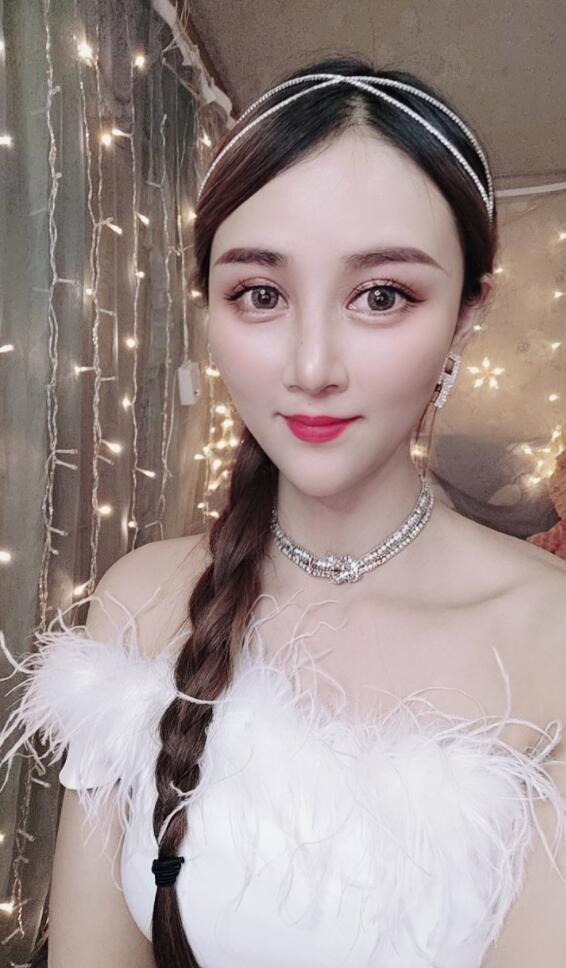美女视频直播间新人