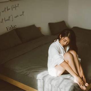 美女秀场直播热舞 新疆舞跳的好美2