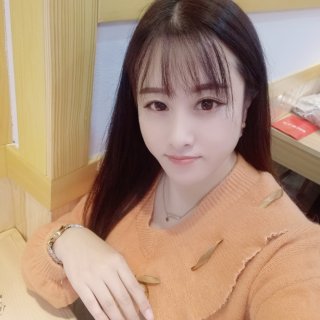 阳光美女主播薇儿 直播间花式宠爱秀1