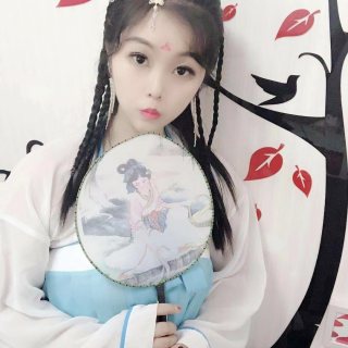 汉服美女直播间跳舞火了3