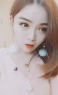 秀色主播视频聊天 花式彩虹屁快来接住2