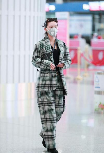 女星张予曦