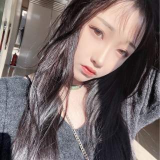 二胡女主播跨界演奏 直播间连麦京剧唱腔1