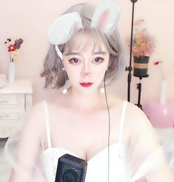 美女主播2