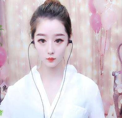 美女主播小雨喜欢大海 谁是大海?1