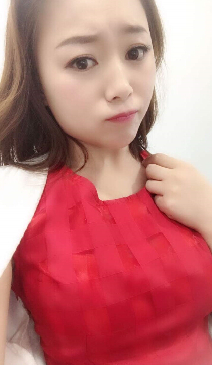 美女2
