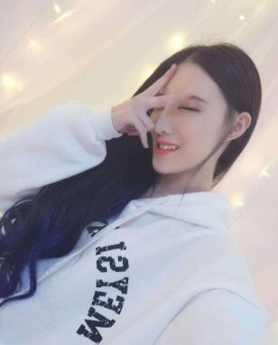 可爱俏皮舞蹈 美女舞动好身材2