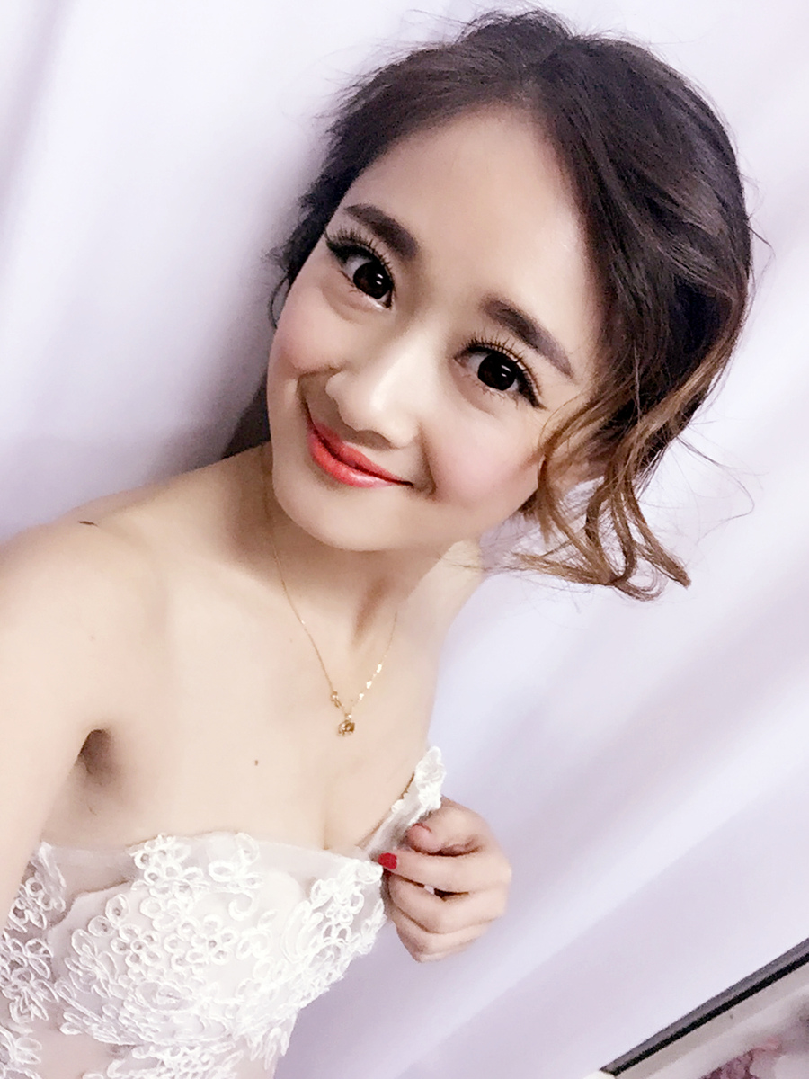 美女聊天，有哪些能玩上一天的网站?2