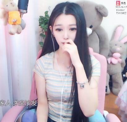 气质长发及腰美女主播曦无心1