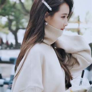 笑起来如沐春风的美女主播1