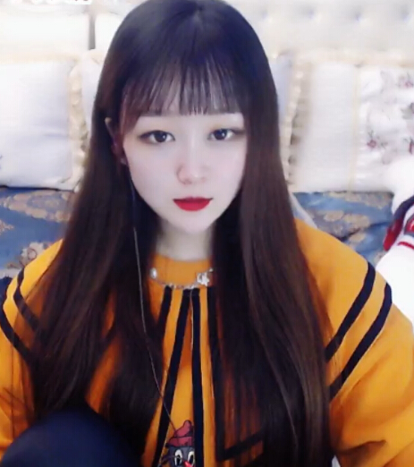 美女2