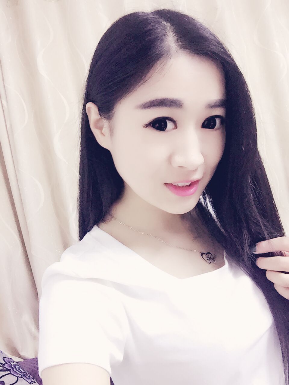 秀色直播实力弹唱才女歌者郭雅婷1