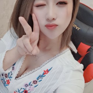短发美女主播辰宝 手语舞《听我说谢谢你》1