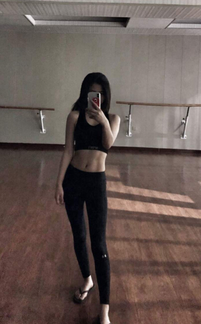 爱健身的美女主播逆天身材3