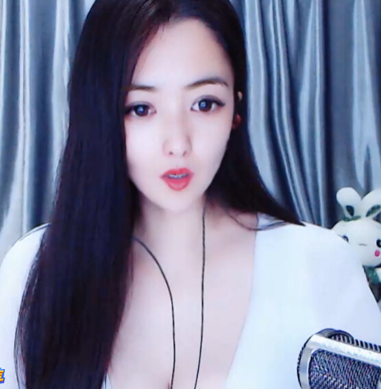秀色主播新秀雪儿 东北女孩有着南方姑娘的温柔1