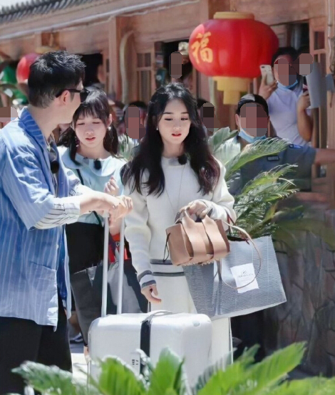 赵丽颖黄晓明买菜又甜又酷1