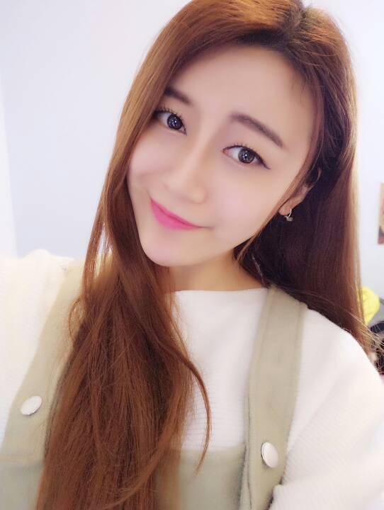 新人美女主播你的蕊蕊 两个火山登明星榜2