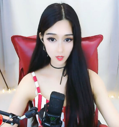 性感好身材新人美女主播樱2