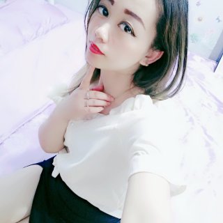 丰满的主播刘家大小姐 身材简直太不合规矩了1