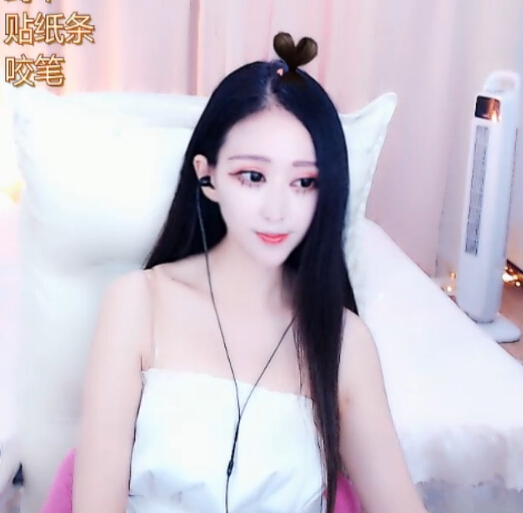 推荐主播：帅公子其实是为漂亮的美女1