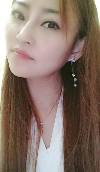哎呀气质高挑美女主播玥芽直播间2