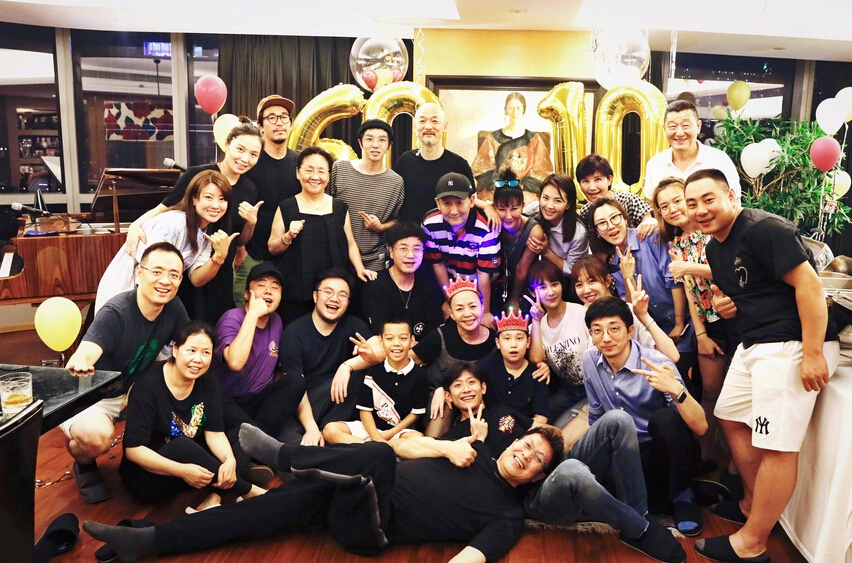宋丹丹办60岁生日宴 众星云集送祝福1