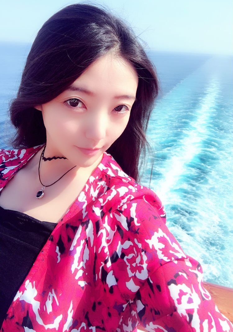 美女直播朵儿大哥相识 霸气为主播助力升级2