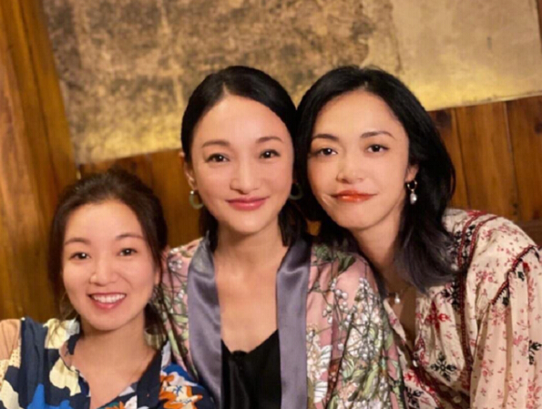 周迅姚晨阿雅同框 三位美女各有特点1