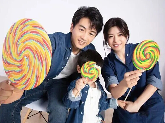 陈妍希送儿子上幼儿园