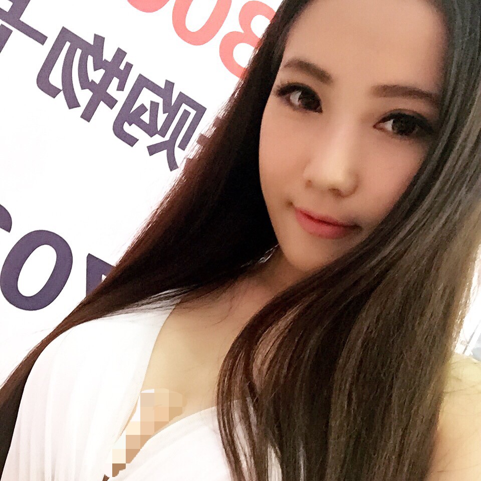 美女暖暖的直播间 主播很正点1