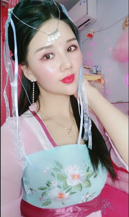 古风美女唱歌太好听 直播间画面是你想象的美2