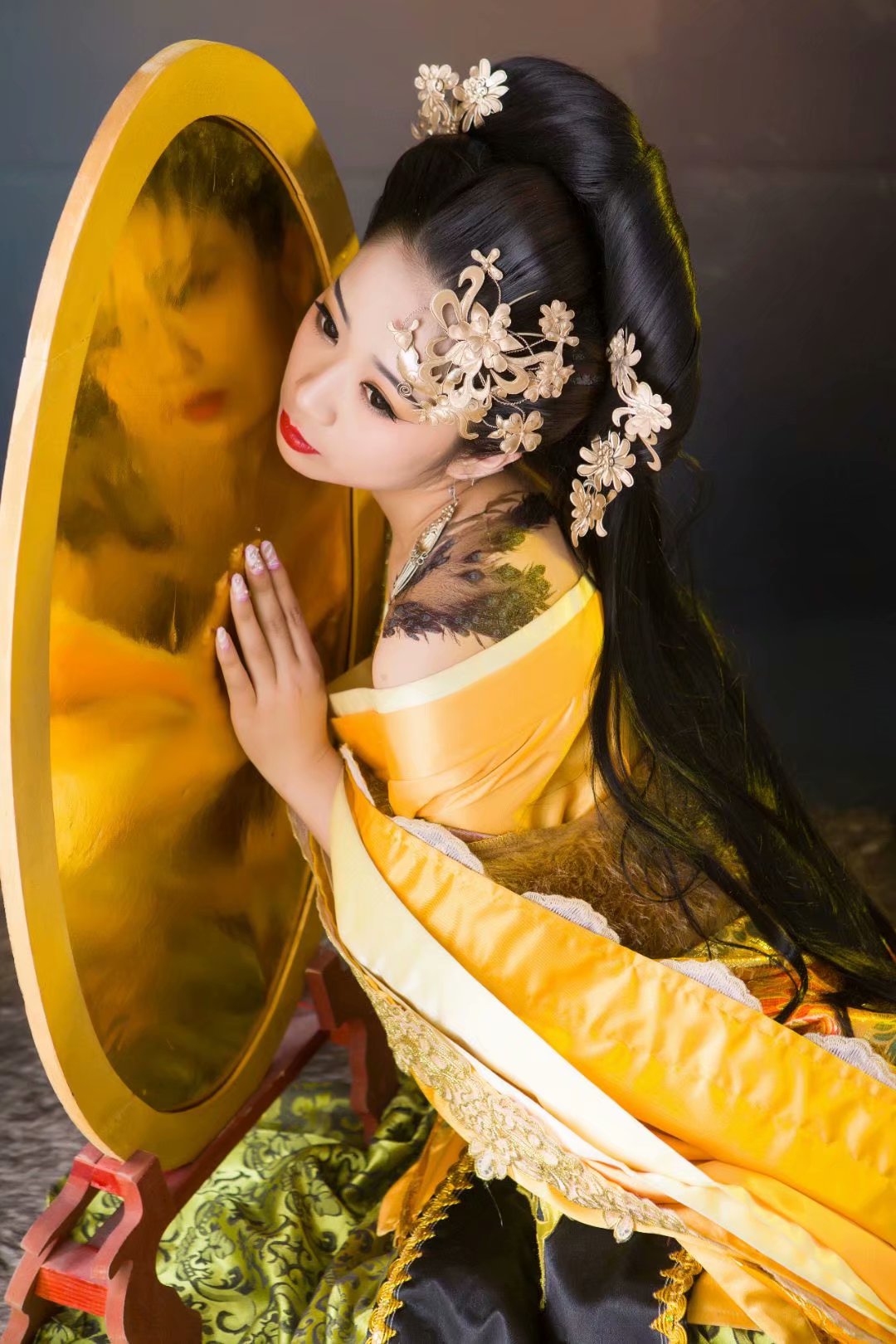 视频美女直播间 美女跳敦煌舞走红2