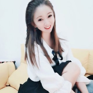 逗趣主播李大美获大哥火山 享受大哥独宠1