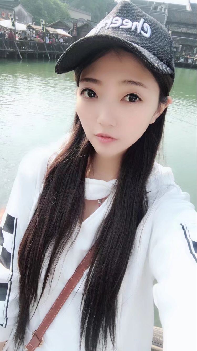 美女视频直播 戏精主播一人分饰多角好精彩2