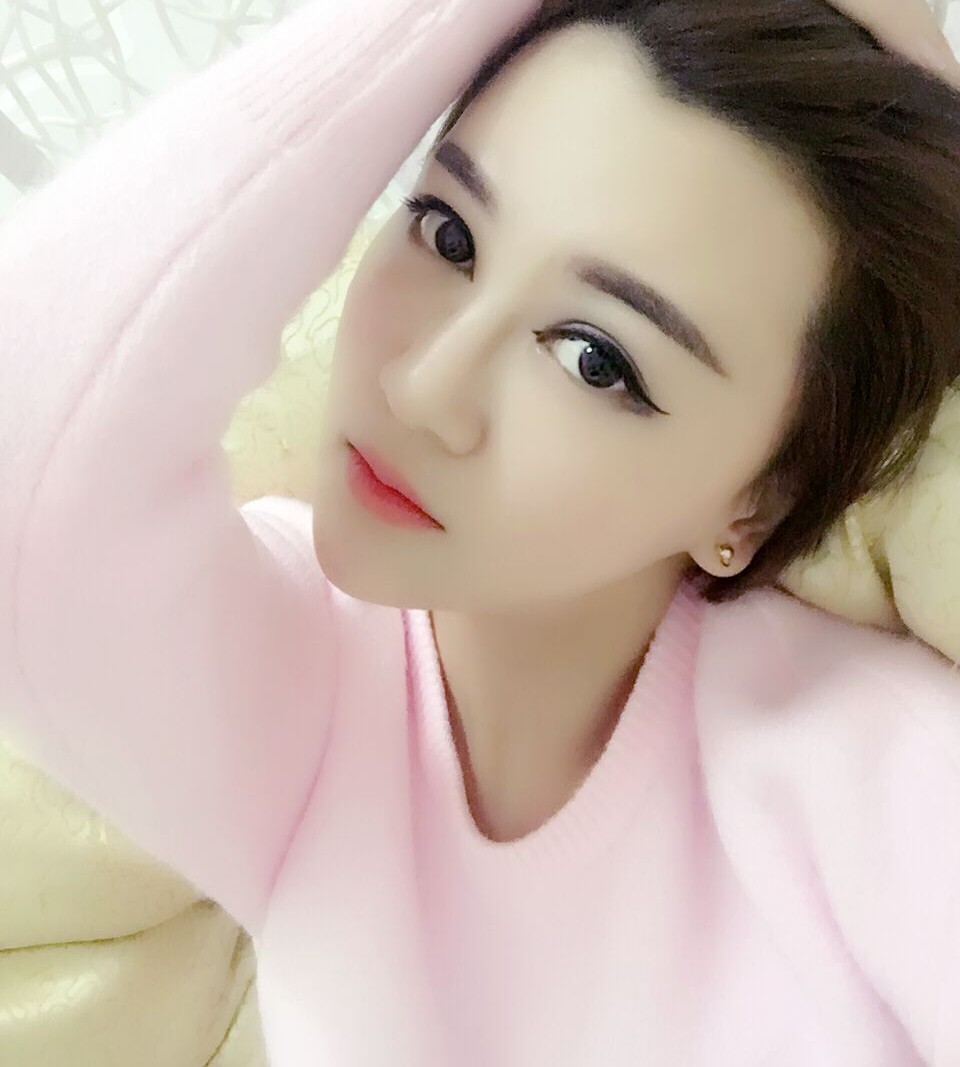 山东美女主播朵儿 荣登明星榜2