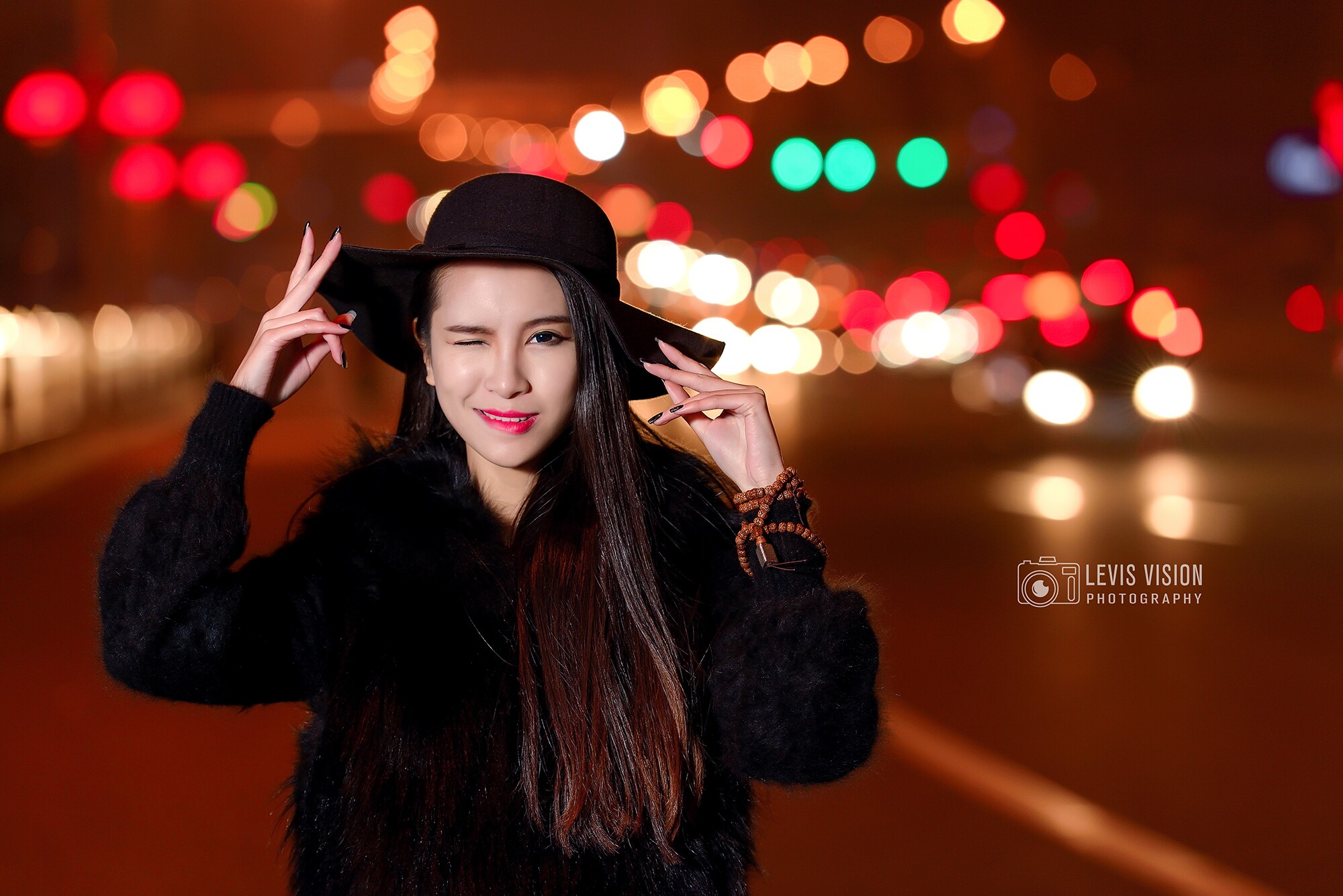 新人美女主播传奇 收到大哥挚爱豪礼荣登明星榜1