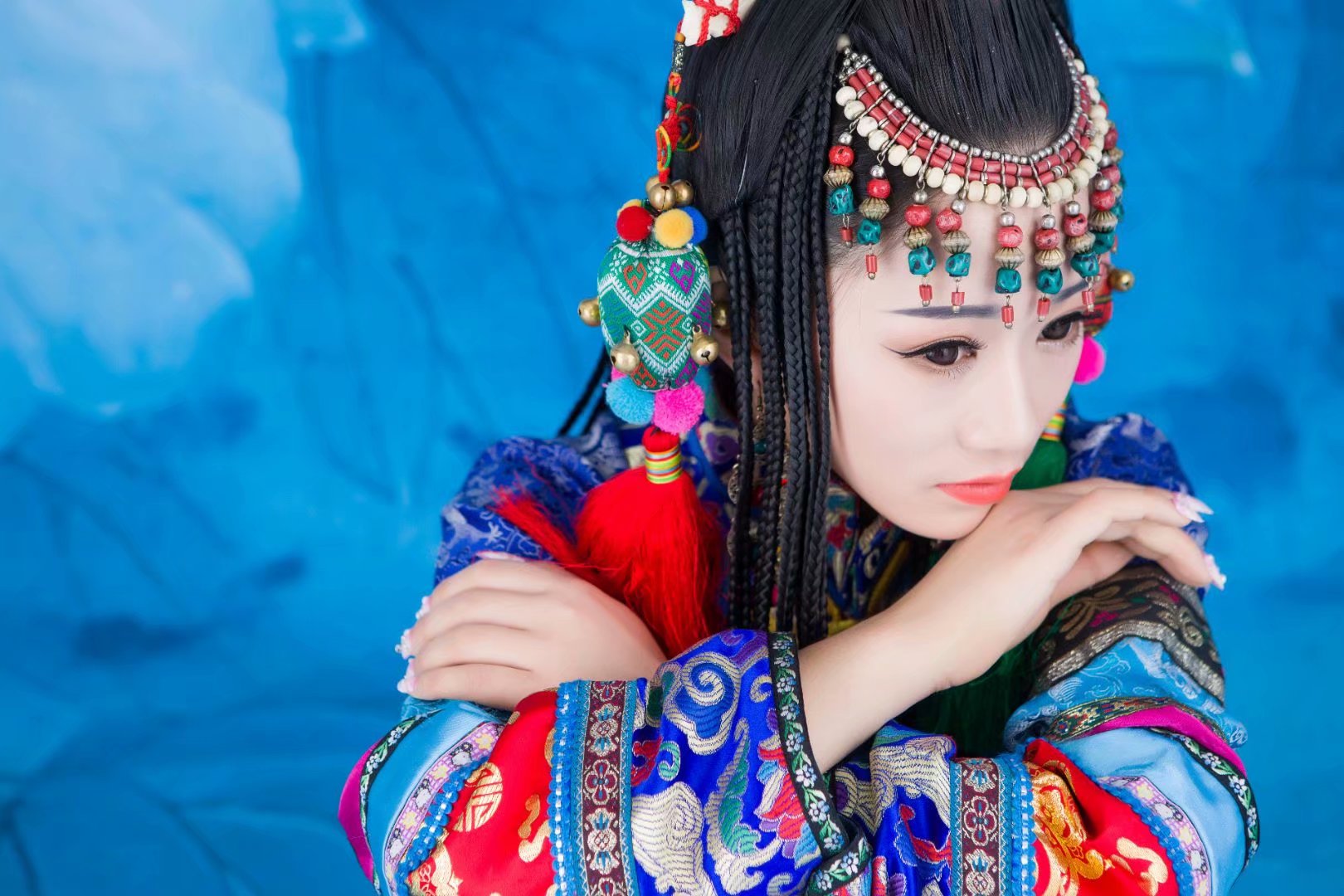 直播间美女 藏族仿妆可以有多绝1
