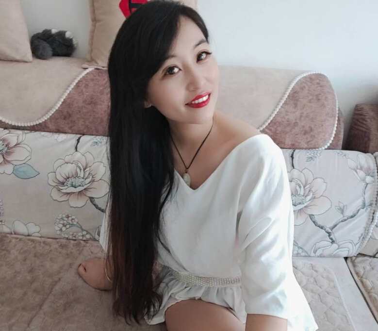 推荐美女主播 4k高清的惊艳侧颜2