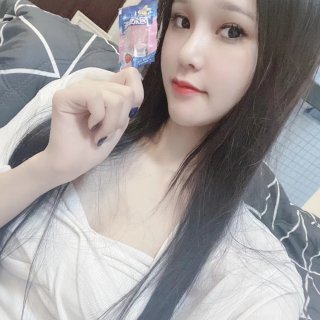 游戏美女主播顾吖 互动方式让人脸红2