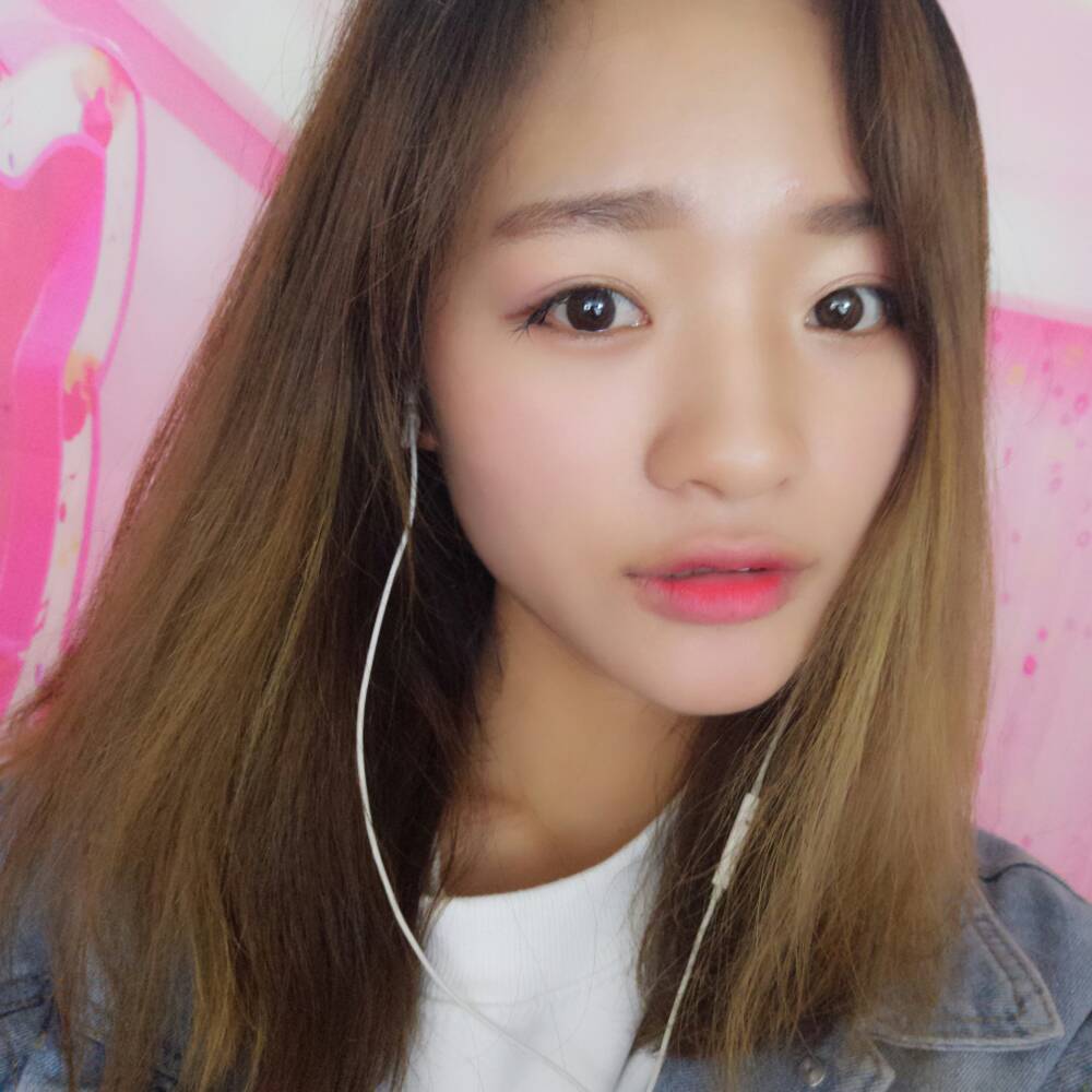 秀色live直播秀 主播被惩罚还挺开心是为何?2