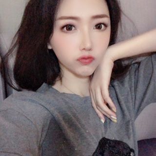 新人美女主播童谣 获大哥暴力接生两级1
